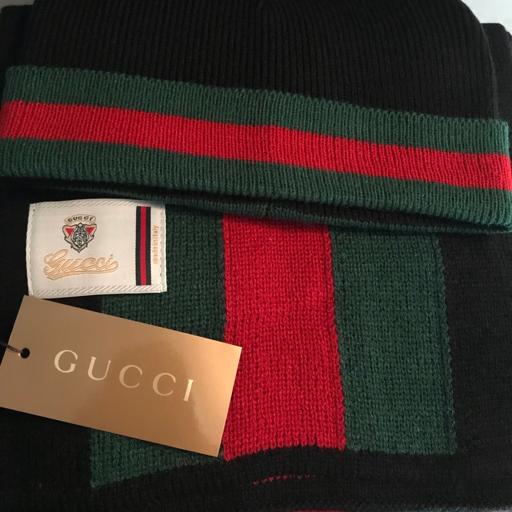Gucci Beanie with Scarf.